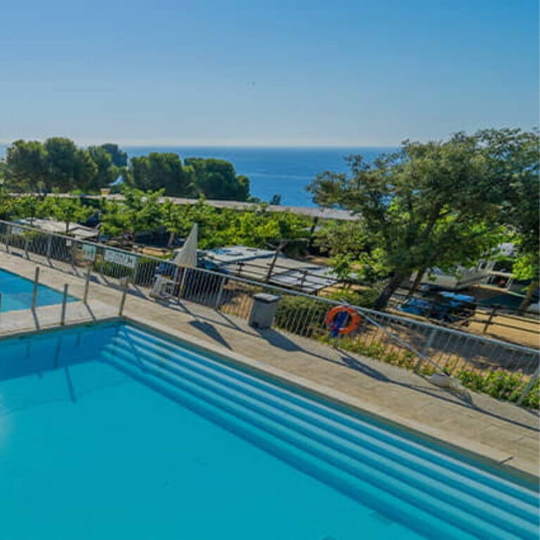 Camping 4 étoiles Méditerranée